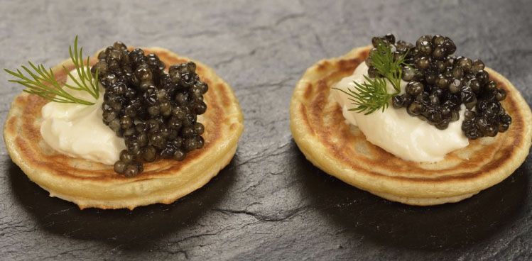 caviar blinis