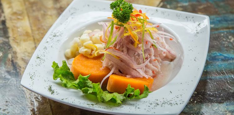 Primer plano de un fresco pescado langostino. Como camarón, pero